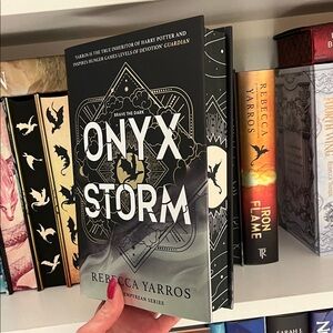 Fairyloot Exclusive Onyx Storm